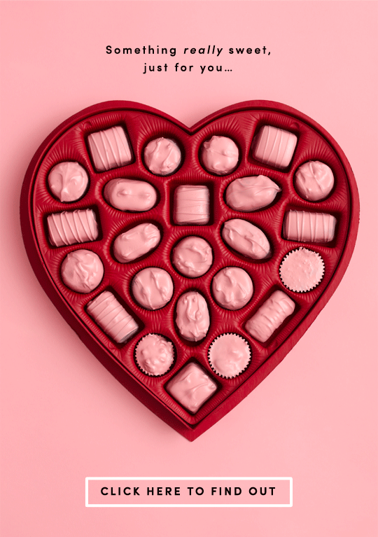 Animated Valentines Day email with a heart-shaped box of pink chocolates